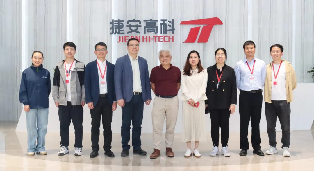 世賽飛機(jī)維修賽項(xiàng)項(xiàng)目經(jīng)理考察捷安高科，實(shí)地驗(yàn)證飛機(jī)維修競賽設(shè)備